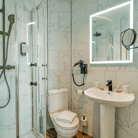 Moderne, 3* Metz