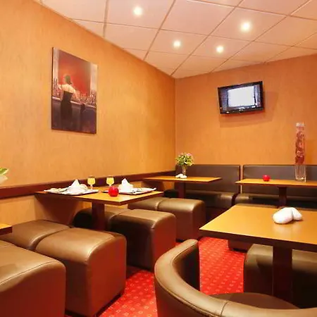 Hotell Western Centre Gare Metz