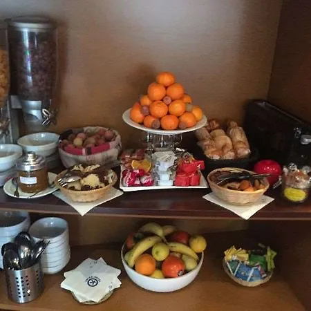 Western Centre Gare 3* ميتز