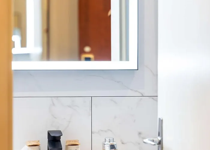 Отель Western Centre Gare