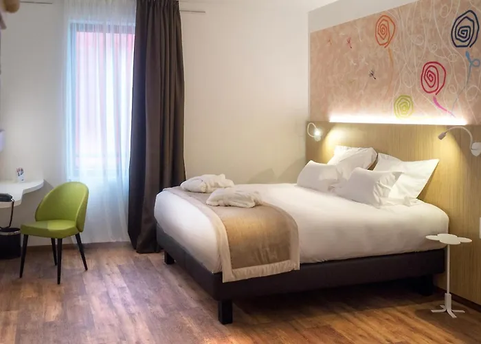 Western Centre Gare Hotel 3*