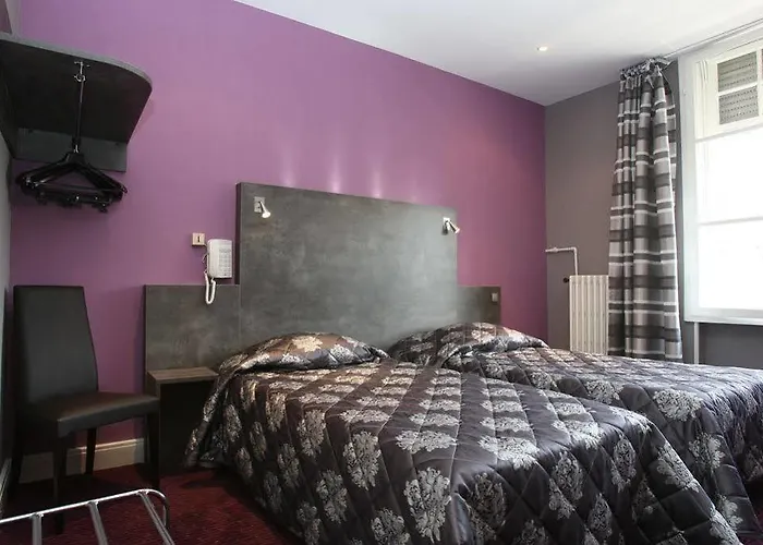 Western Centre Gare Hotel 3*